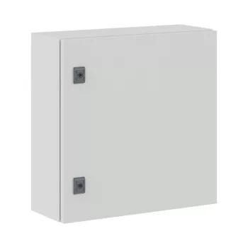   DKC-R5CE0552 - CE elosztó fém szekrény szer.lemezzel 500x500x200