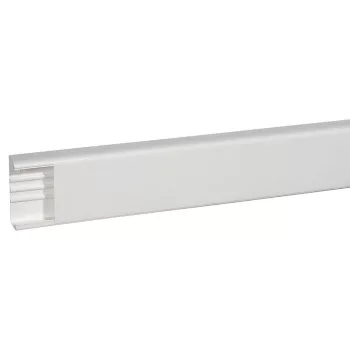   LEGRAND-010465 Univerzális DLP kábelcsatorna, 150 x 50 mm, 130 mm-es hajlékony fedéllel, válaszfal nélkül, 2 m, fehér