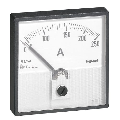LEGRAND-014600 Lexic A mérő analóg ÁV csatlakoztatású 5A AC kerek kivágású