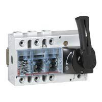 LEGRAND-022520 Vistop 100A 3P mellső, fekete karral, terhelésszakaszoló kapcsoló sínre