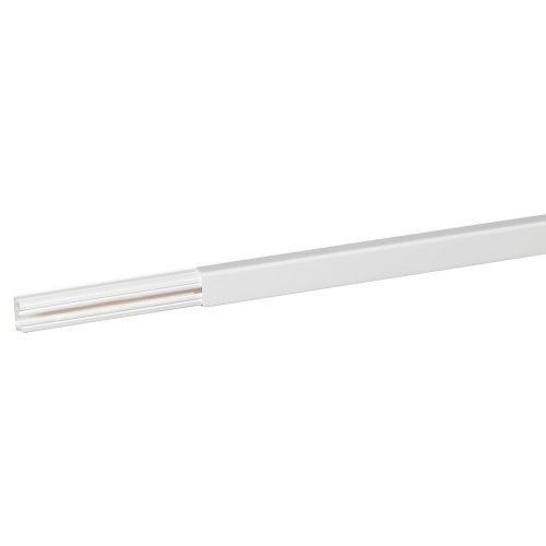 LEGRAND-030008 DLP mini csatorna 20x12,5 mm, fedéllel, válaszfal nélkül