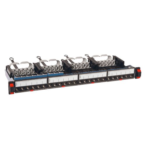 LEGRAND-033761 LEGRAND patch panel 19''-1U 24xRJ45 Cat6 árnyékolt (FTP) 6xRJ45 kazettás/LCS3 gyorscsatlakozós portok egyenes 250MHz 1Gigabit