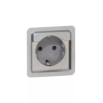   LEGRAND-077836 Soliroc 2P+F földelt csatlakozóaljzat 16A - 250V~, IK10, biztonsági zsaluval, csavaros bekötéssel, vandálbiztos