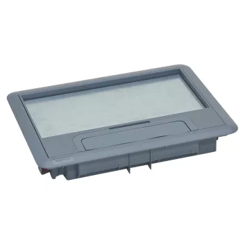   LEGRAND-088000 Műanyag fedél 8/12 modulos standard padlódobozhoz, max. 8mm burkolattal