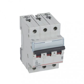 LEGRAND-403399 TX3 kismegszakító 3P B8 6000A/6kA BIC