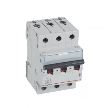 LEGRAND-403535 TX3 kismegszakító 3P C0,3 6000A/6kA BIC