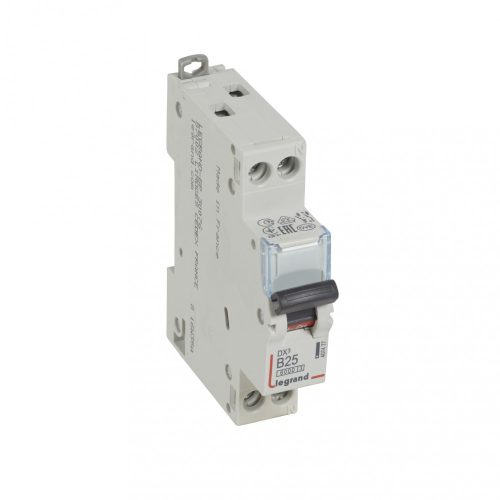 LEGRAND-407477 DX3 kismegszakító 1P+N B25 6000A/10kA