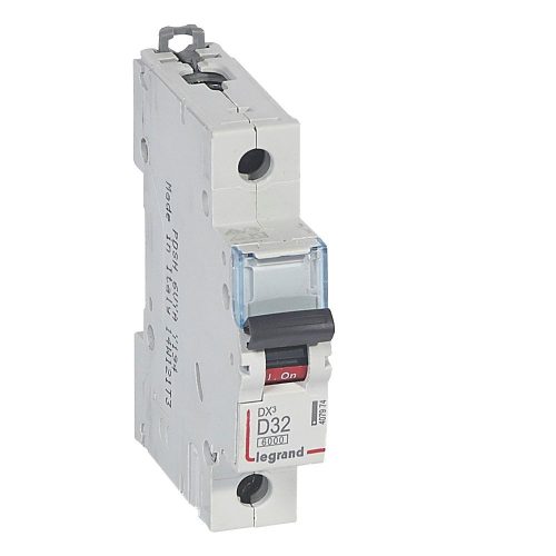 LEGRAND-407974 DX3 kismegszakító 1P D32 6000A/10kA
