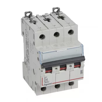 LEGRAND-408084 DX3 kismegszakító 3P D4 6000A/10kA