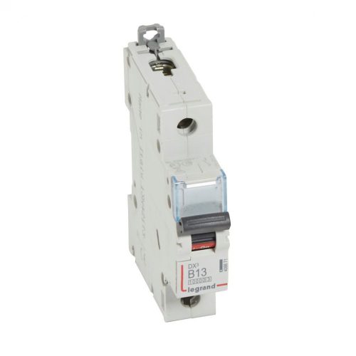 LEGRAND-408871 DX3 kismegszakító 1P B13 10000A / 16 kA