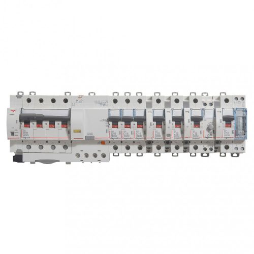 LEGRAND-409339 DX3 kismegszakító 4P C32 10000A / 16 kA