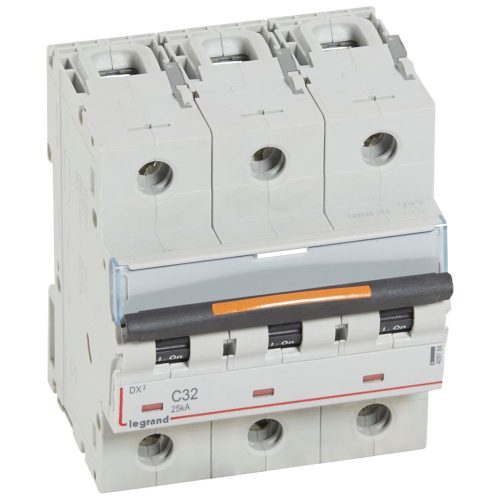 LEGRAND-409784 DX3 kismegszakító 25kA 3P 400V~ C32