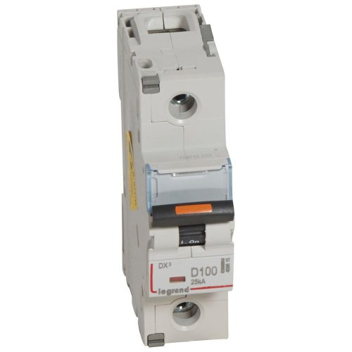 LEGRAND-409815 DX3 kismegszakító 25kA 1P 230/400V~ D100