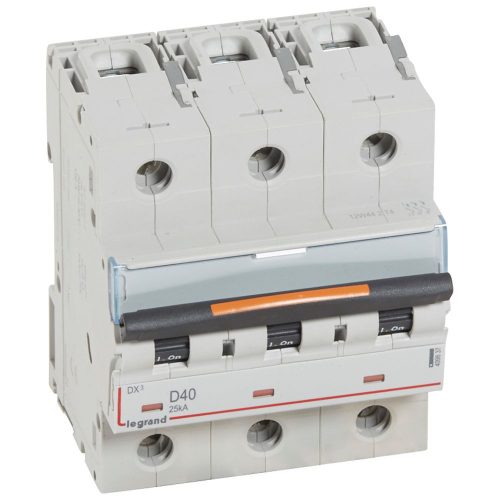 LEGRAND-409837 DX3 kismegszakító 25kA 3P 400V~ D40
