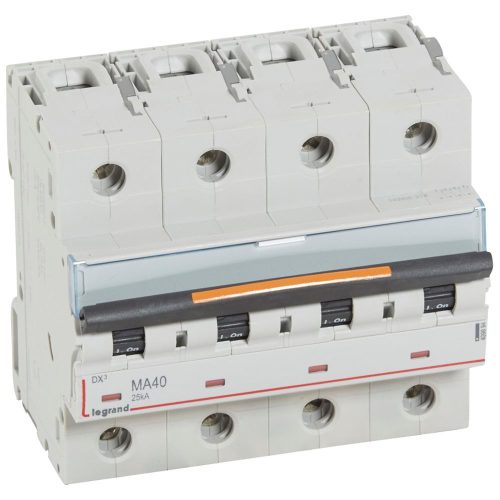 LEGRAND-409894 DX3 kismegszakító 25kA 4P 400V~ MA40