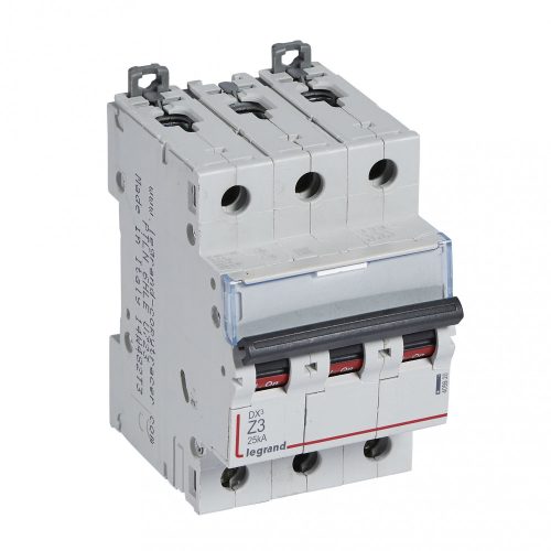 LEGRAND-409920 DX3 kismegszakító 25kA 3P Z3