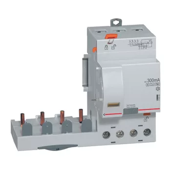 LEGRAND-410555 DX3 áramvédő relé 4P 400V~ Hpi 63A 30mA