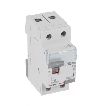 LEGRAND-411580 TX3 áram-védőkapcsoló 2P 40A 500MA A