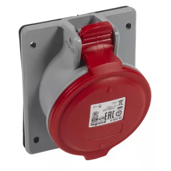   LEGRAND-555290 P17 Tempra Pro Dafbe323k06440V IP44 döntött aljzat