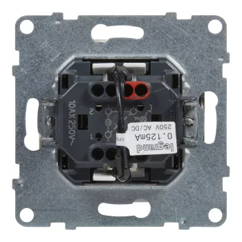   LEGRAND-721116 Suno váltókapcsoló jelzőfénnyel 10AX, fehér