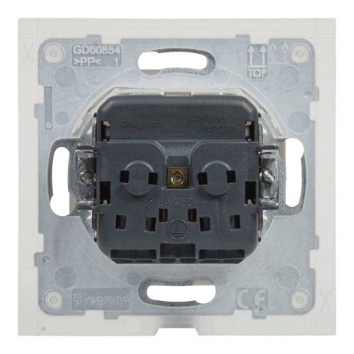 LEGRAND-721123 Suno 2P+F csatlakozóaljzat (rugós), biztonsági zsaluval, IP44, fehér