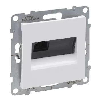 LEGRAND-721150 Suno RJ45 Cat.5E UTP aljzat, fehér