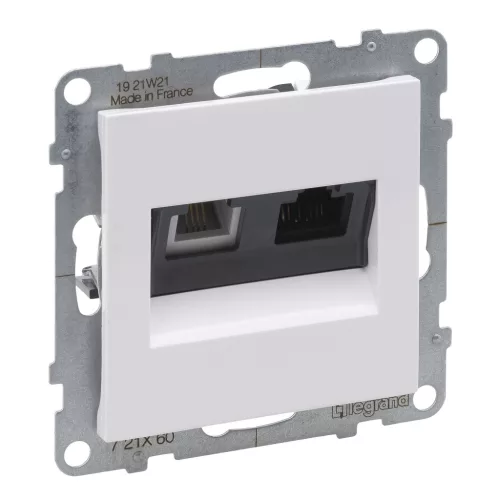 LEGRAND-721160 Suno RJ 11 + RJ 45 Cat.6 UTP aljzat, fehér