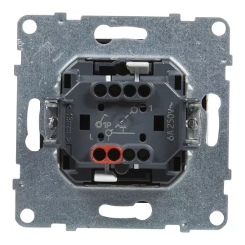 LEGRAND-721409 Suno egypólusú nyomó 6A, fekete