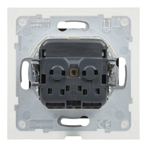 LEGRAND-721423 Suno 2P+F csatlakozóaljzat (rugós), biztonsági zsaluval, IP44, fekete