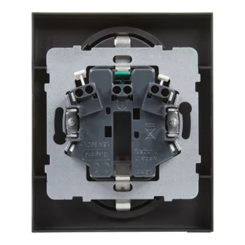   LEGRAND-721426 Suno 2x2P+F csatlakozóaljzat kerettel (rugós), biztonsági zsaluval, komplett, fekete