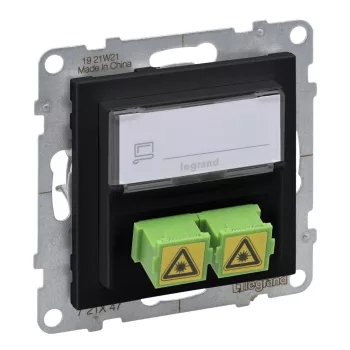 LEGRAND-721447 Suno SC/APC optikai aljzat, fekete