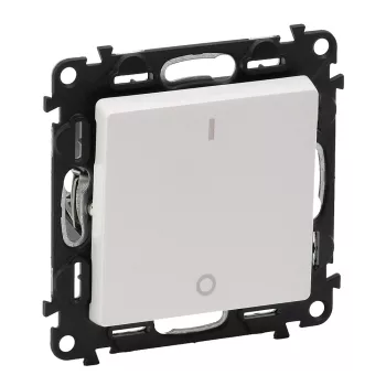   LEGRAND-752102 Valena Life kétpólusú kapcsoló 10 AX fehér