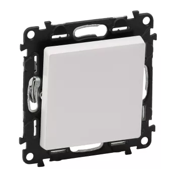 LEGRAND-752106 Valena Life váltókapcsoló 10 AX fehér