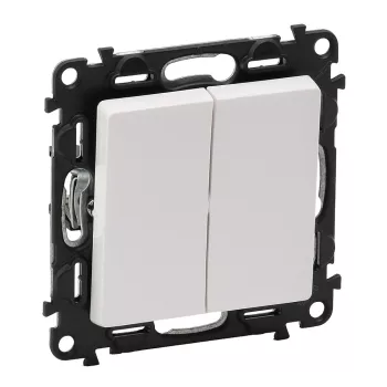   LEGRAND-752108 Valena Life kettős váltókapcsoló 10 AX fehér
