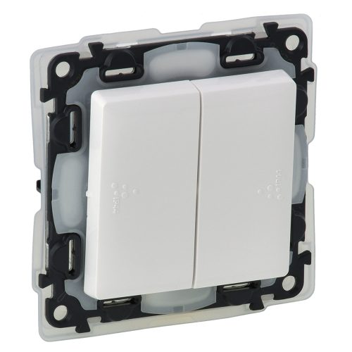 LEGRAND-752158 Valena Life kettős váltókapcsoló IP44 fehér