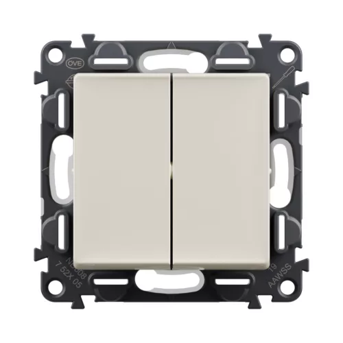 LEGRAND-752205 Valena Life csillárkapcsoló 10 AX elefántcsont