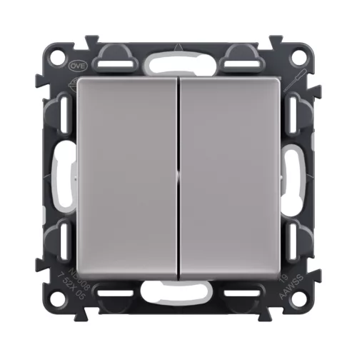 LEGRAND-752305 Valena Life csillárkapcsoló 10 AX alumínium