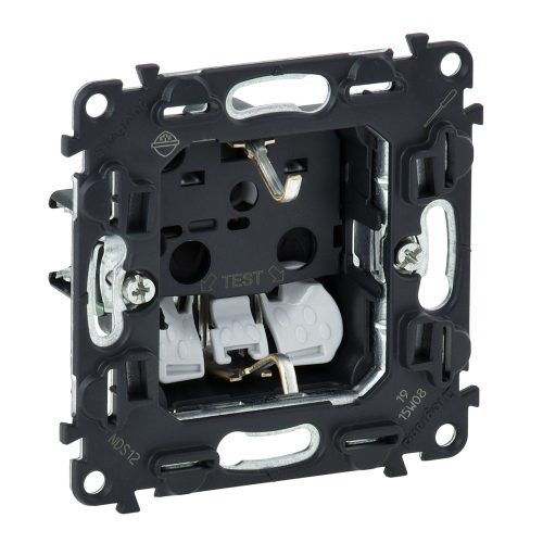 LEGRAND-753020 Valena InMatic 2P+F csatlakozóaljzat mechanizmus biztonsági zsaluval, rugós vezetékbekötéssel