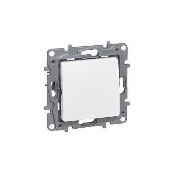 LEGRAND-764500 Niloé egypólusú kapcsoló, fehér