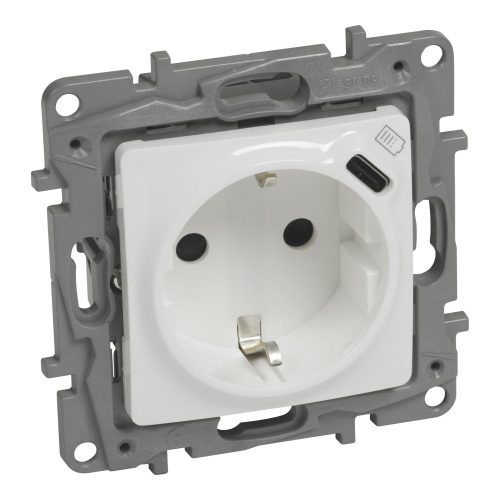 LEGRAND-764535 Niloé 2P+F földelt aljzat, USB C-típusú csatlakozóval, fehér