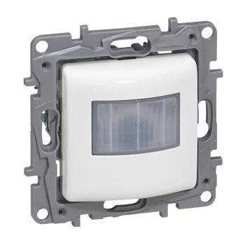   LEGRAND-764582 - Niloé mozgásérzékelős kapcsoló 0 - 400 W (izzó, halogén), 120°, 3-vezetékes, fehér