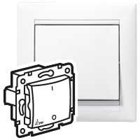 LEGRAND-770092 Valena IP44 kétpólusú kapcsoló, fehér