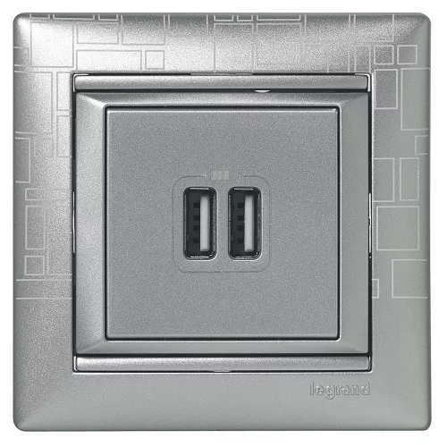 LEGRAND Valena dupla USB-A+A töltőaljzat 15 W, alumínium
