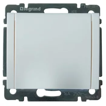  LEGRAND Galea Life 2P+F aljzat biztonsági zsaluval, csapófedéllel, fehér