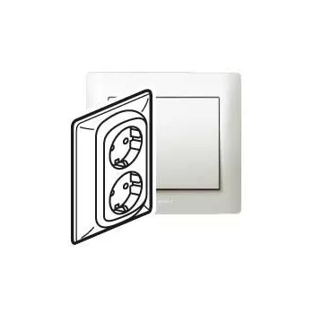LEGRAND Galea Life 2x2P+F aljzat, csavaros, gyöngyház