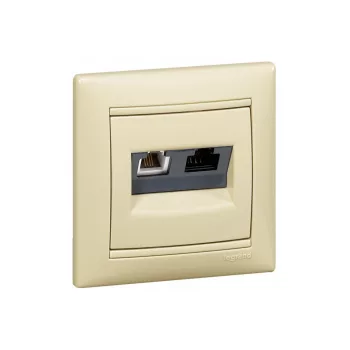  LEGRAND-774180 Valena RJ11+RJ45 Cat5e UTP kombinált aljzat elefántcsont