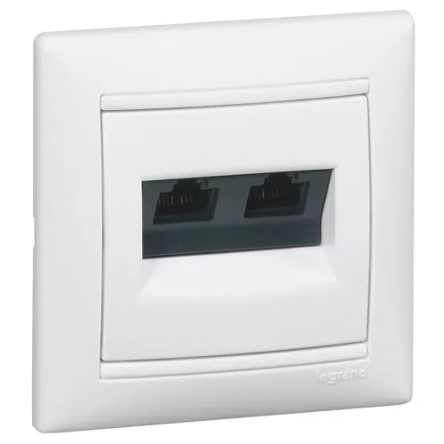 LEGRAND-774231 Valena 2xRJ45 LCS2 Cat5e UTP aljzat, körömmel, fehér