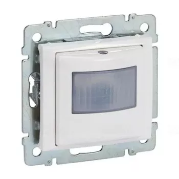   LEGRAND-774269A Valena mozgásérzékelős (PIR) kapcsoló, 0-2000 W (LED max. 500 W) , nulla (N) vezető bekötéssel, fehér