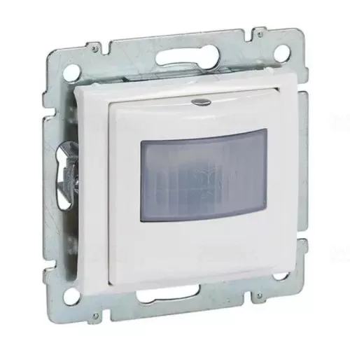 LEGRAND-774269A Valena mozgásérzékelős (PIR) kapcsoló, 0-2000 W (LED max. 500 W) , nulla (N) vezető bekötéssel, fehér