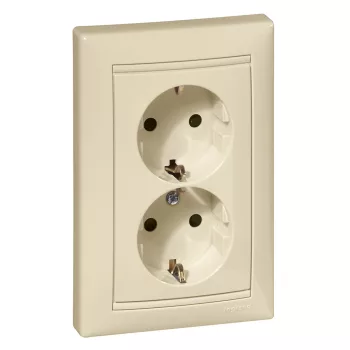   LEGRAND-774371 Valena 2x2P+F csatlakozóaljzat biztonsági zsaluval, elefántcsont